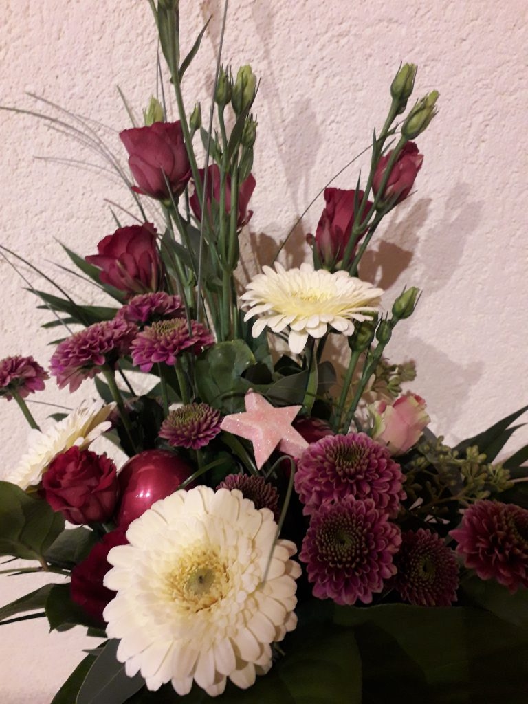 Blumenstrauß als Geschenk für Männer Bunter Blumenstrauß als Geschenk: Blumen für Männer